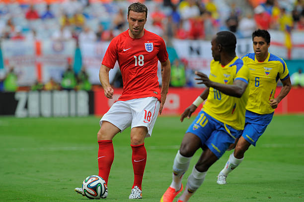 适应新的战 适应新的战