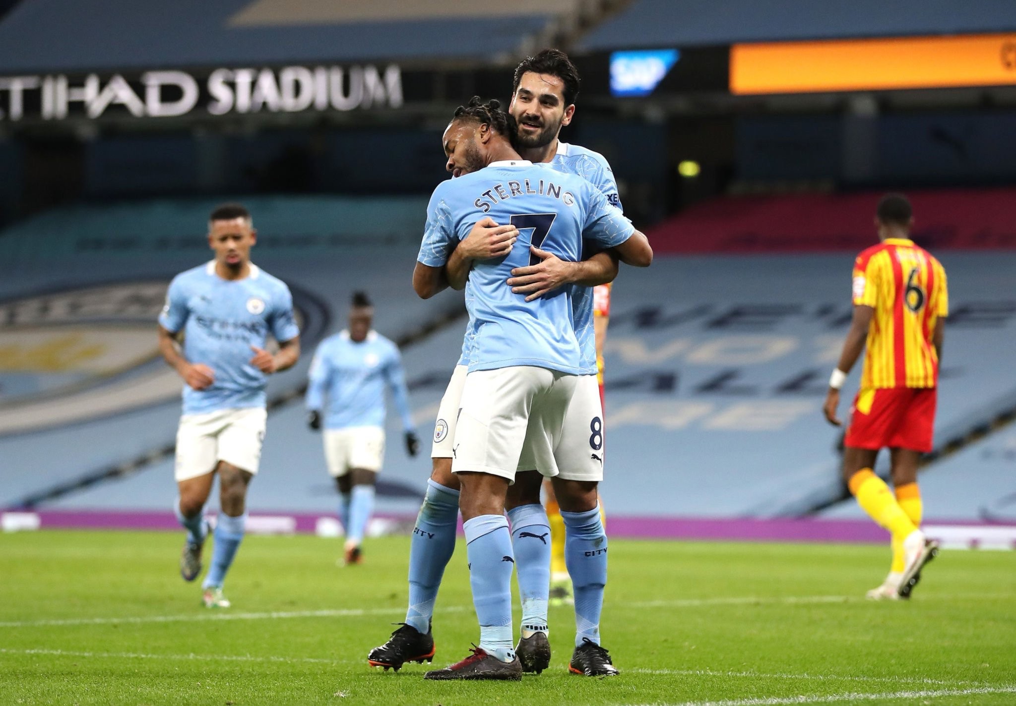 小图拉姆在 小图拉姆在