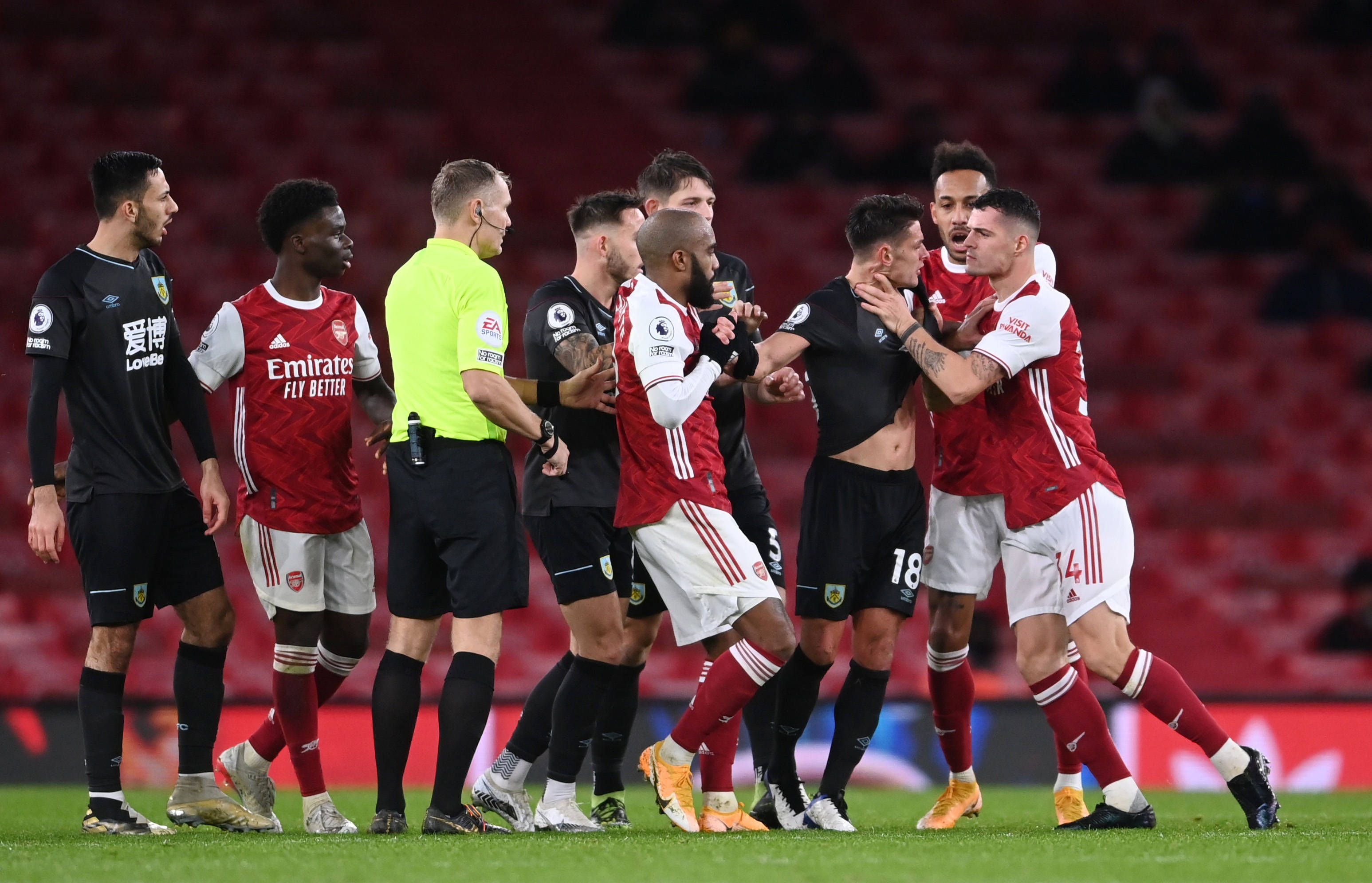 中脱颖而出 中脱颖而出